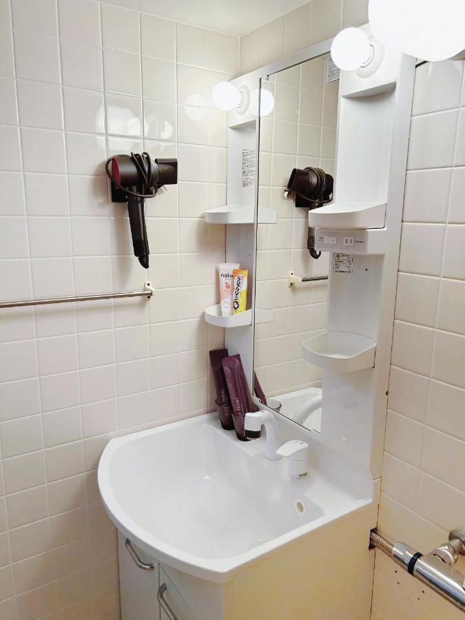 Tokyo Louis House In Ueno Area Close To Jr Yamanote Line & Metro Ginza Line Walk To Ueno Park And Ameyoko מראה חיצוני תמונה